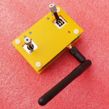 Miniature model aircraft remote control (operating at 900 MHz)